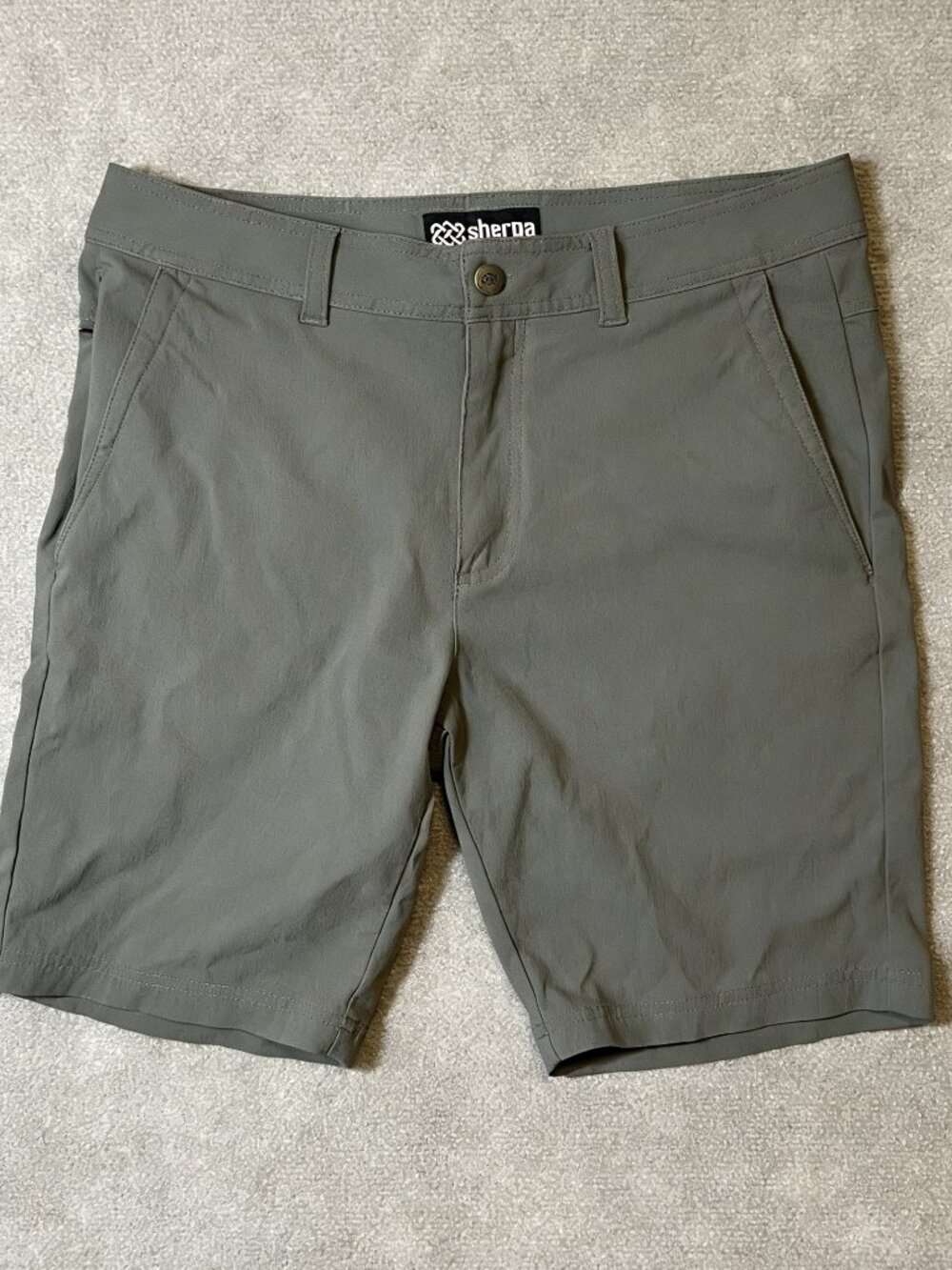 Men's Sherpa Adventure Gear Hiking Shorts Size 32x9 ' Inseam Olive Green Outdoor